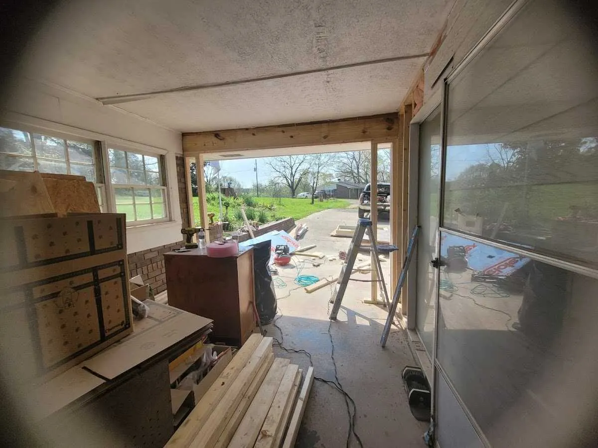 Air movers and dehumidifier for Drying & Dehumidification in Brockport